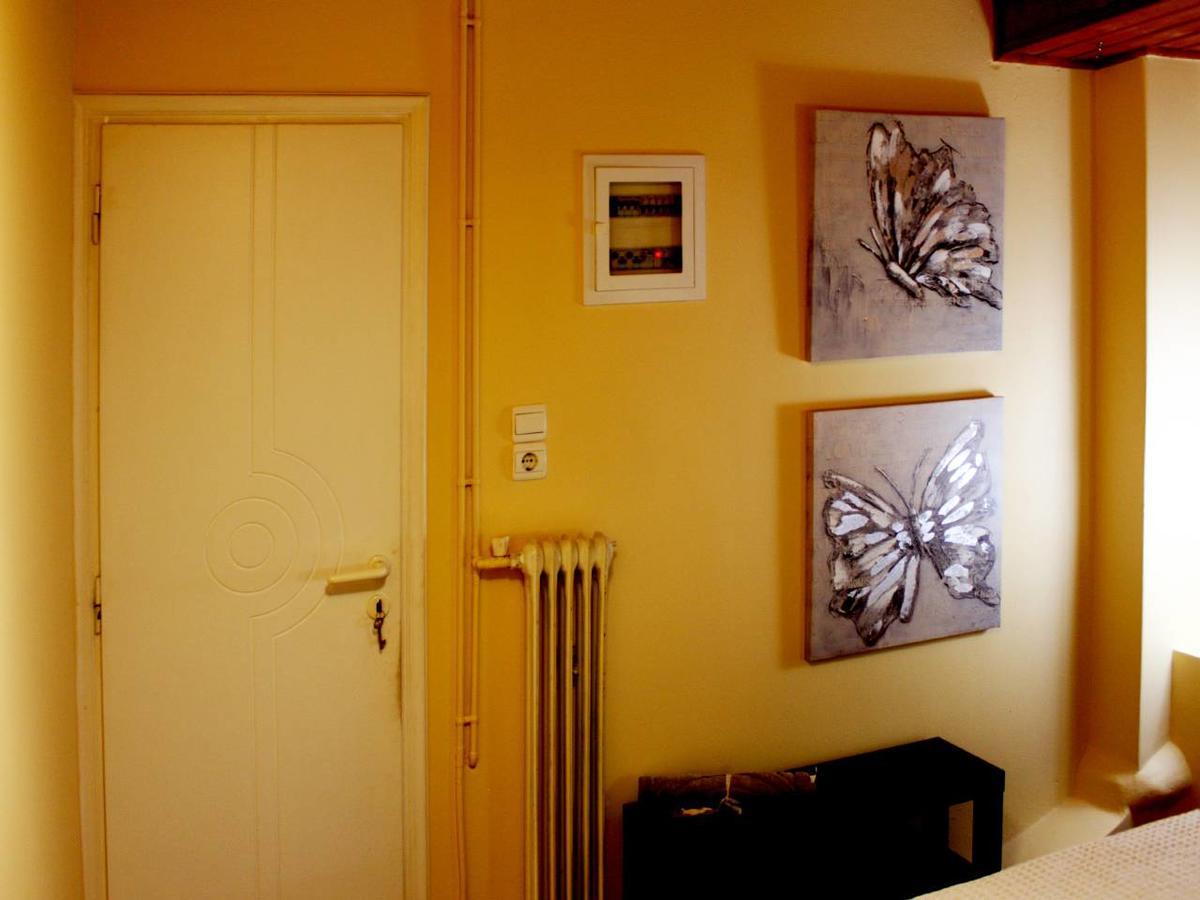 Sweet Stone Apartment In Imittos Atenas Exterior foto