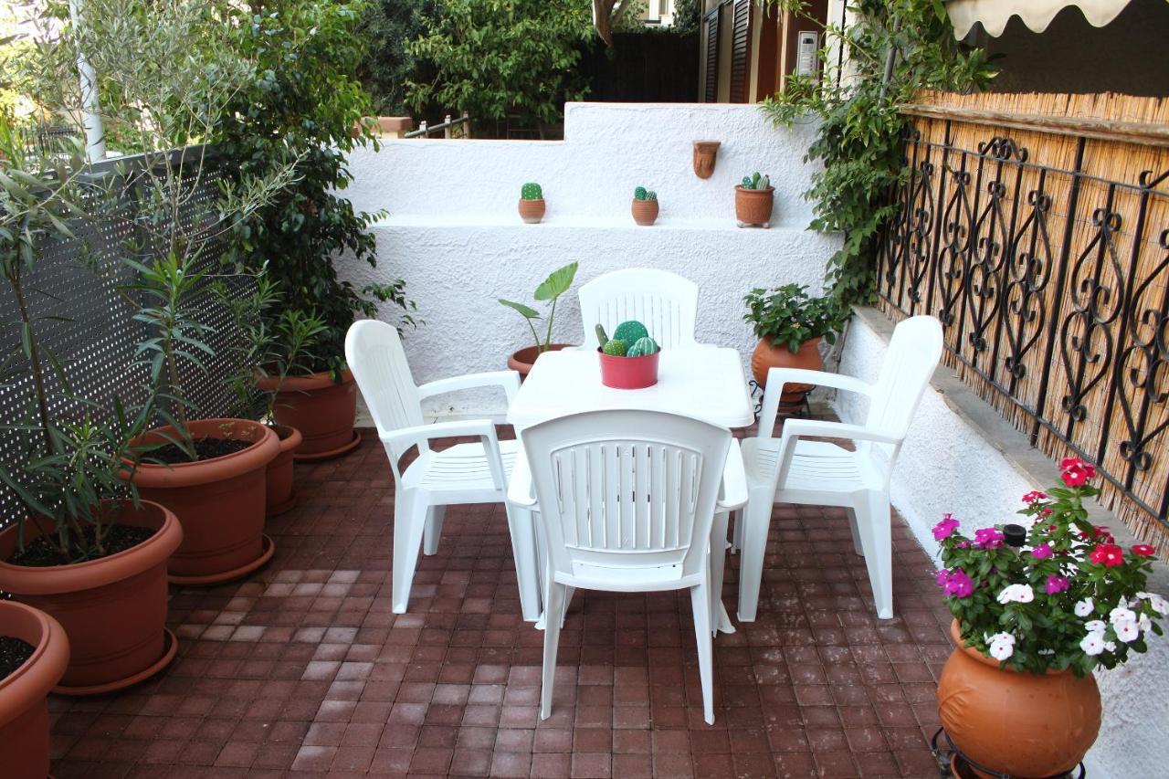Sweet Stone Apartment In Imittos Atenas Exterior foto